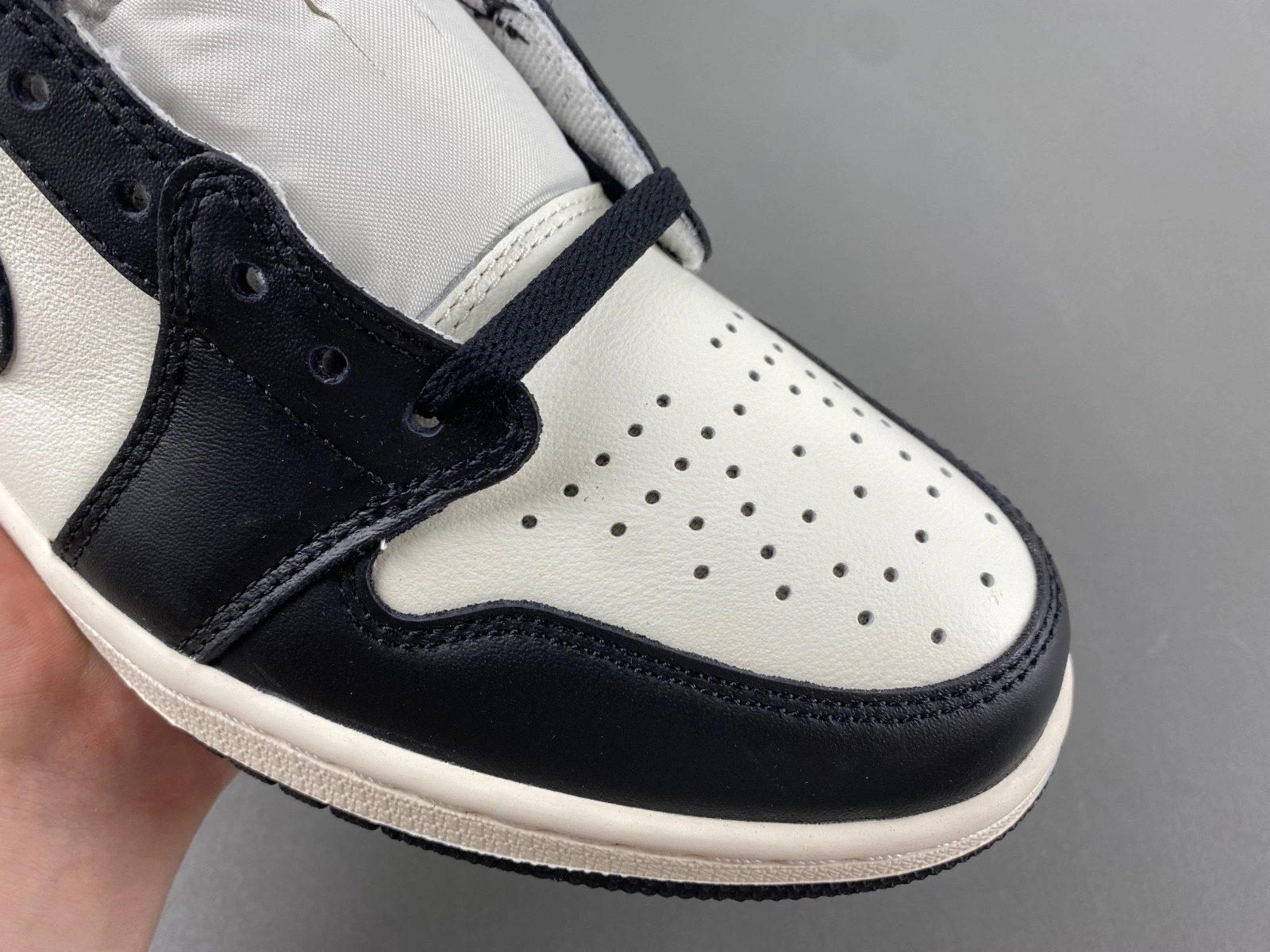 Air Jordan 1 Low OG Mocha Palomino CZ0790-102