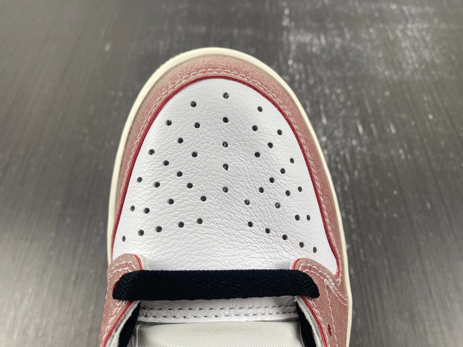 Air Jordan 1 Low OG x Trophy Room 'Red Black' FN0432-017
