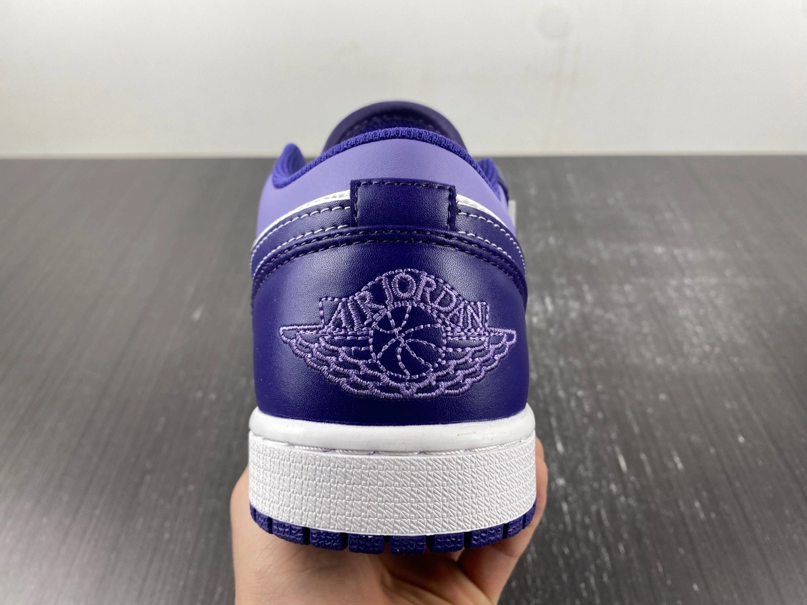 Air Jordan 1 Low 