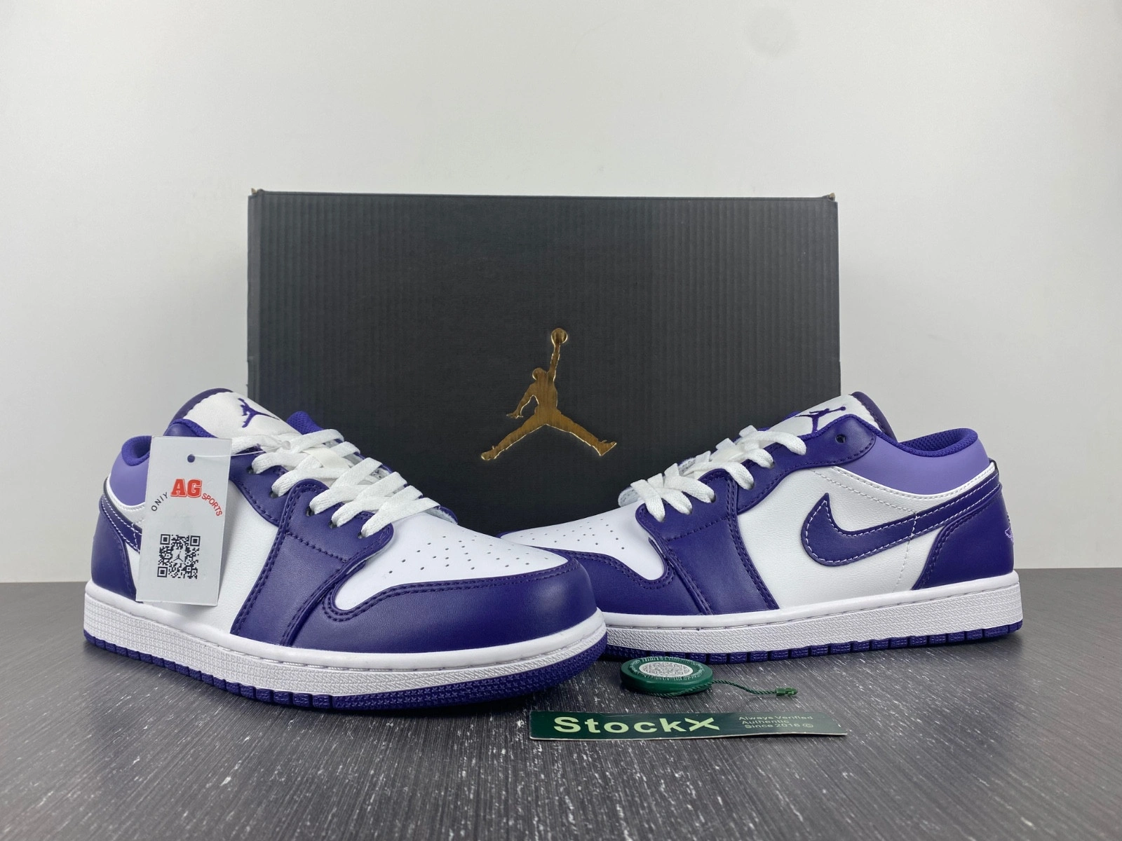 Air Jordan 1 Low 