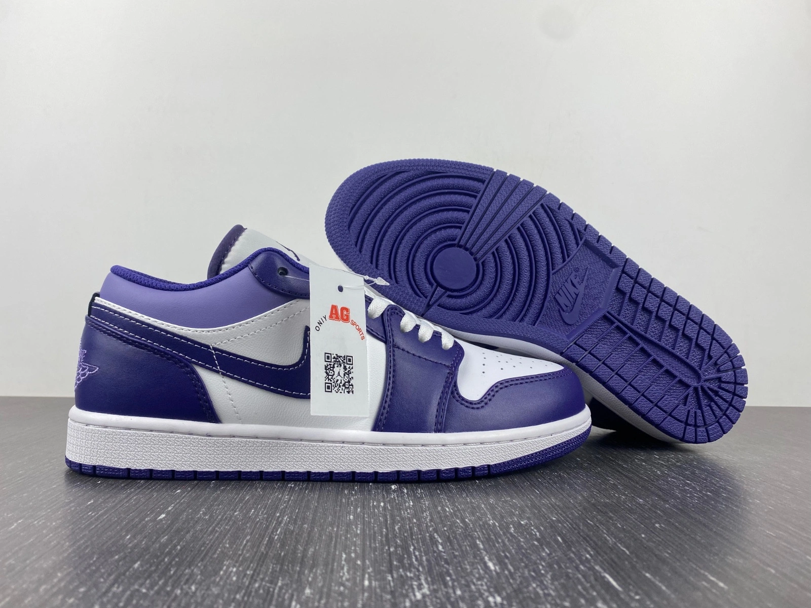 Air Jordan 1 Low 