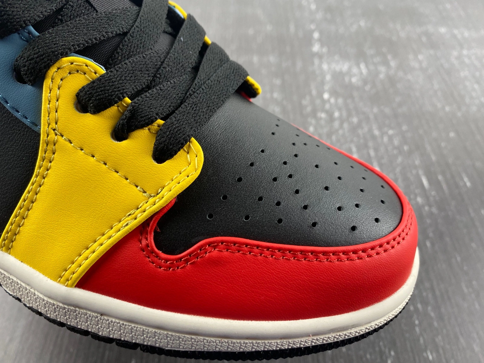 Air Jordan 1 Low SE Black Multi-Color (W) - DN3739-060