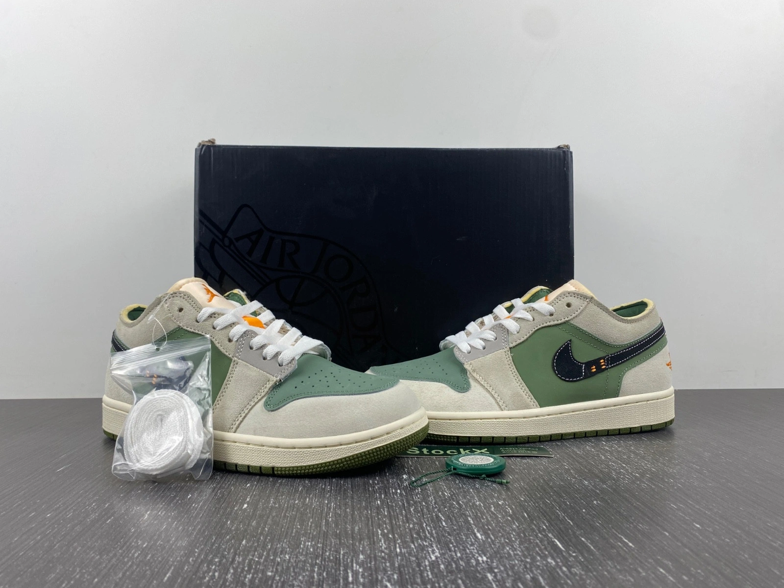 Air Jordan 1 Low SE Craft 