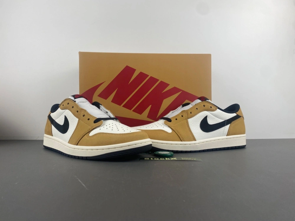 Air Jordan 1 Low 'Sail and Golden Harvest'  CZ0790-107