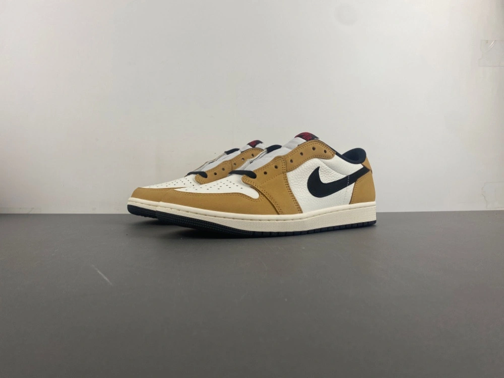 Air Jordan 1 Low 'Sail and Golden Harvest'  CZ0790-107