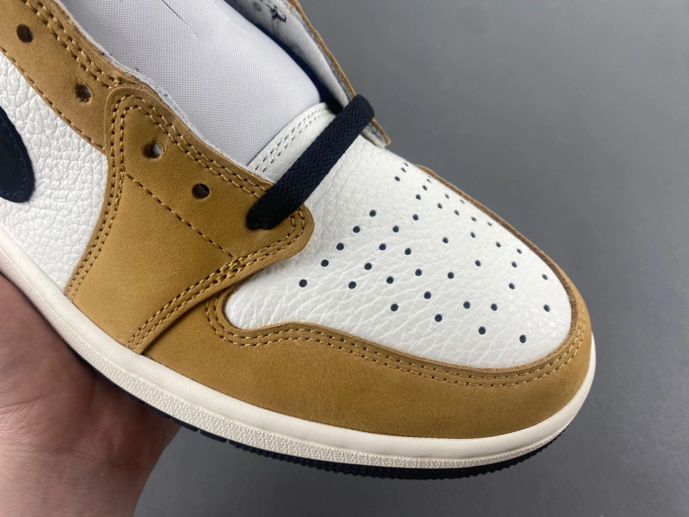 Air Jordan 1 Low 'Sail and Golden Harvest'  CZ0790-107