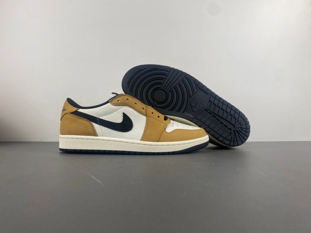 Air Jordan 1 Low 'Sail and Golden Harvest'  CZ0790-107