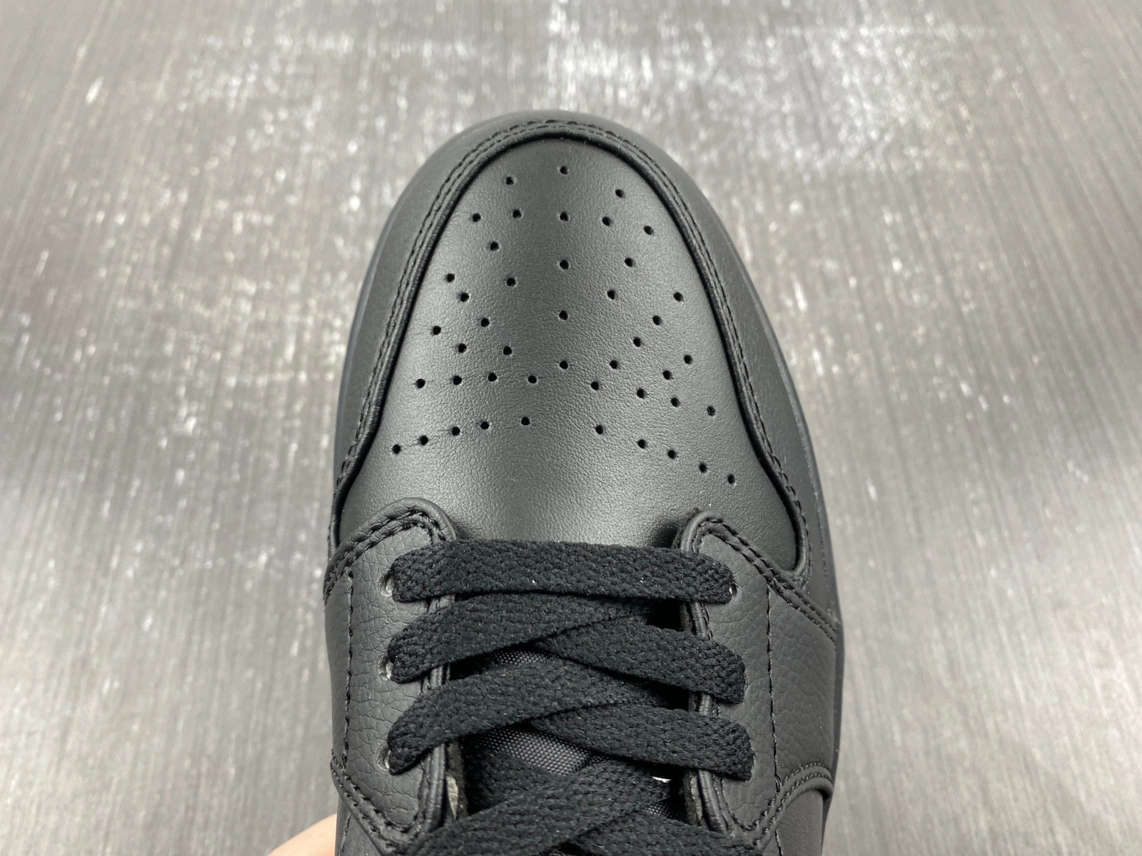 Air Jordan 1 Low 'Triple Black' 553558-091