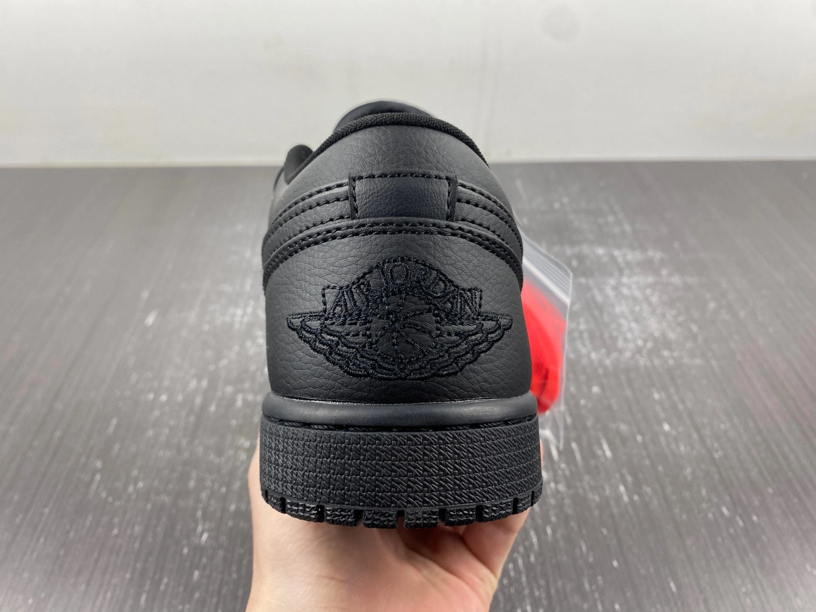 Air Jordan 1 Low 'Triple Black' 553558-091