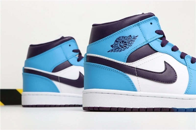Air Jordan 1 Mid - Air Jordan  554724 - 415