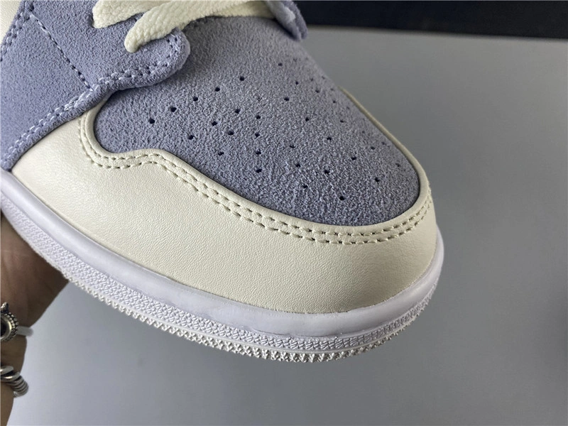 Air Jordan 1 Mid  DA4666-100