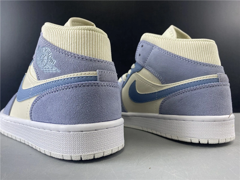 Air Jordan 1 Mid  DA4666-100