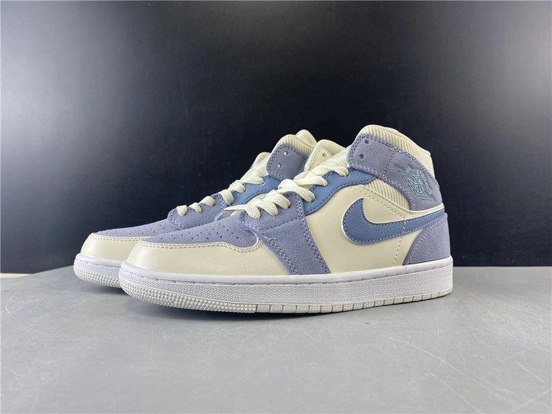 Air Jordan 1 Mid  DA4666-100