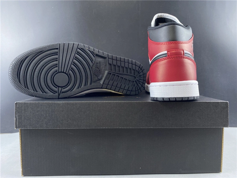 Air Jordan 1 Mid Chicago AJ1  554724-069