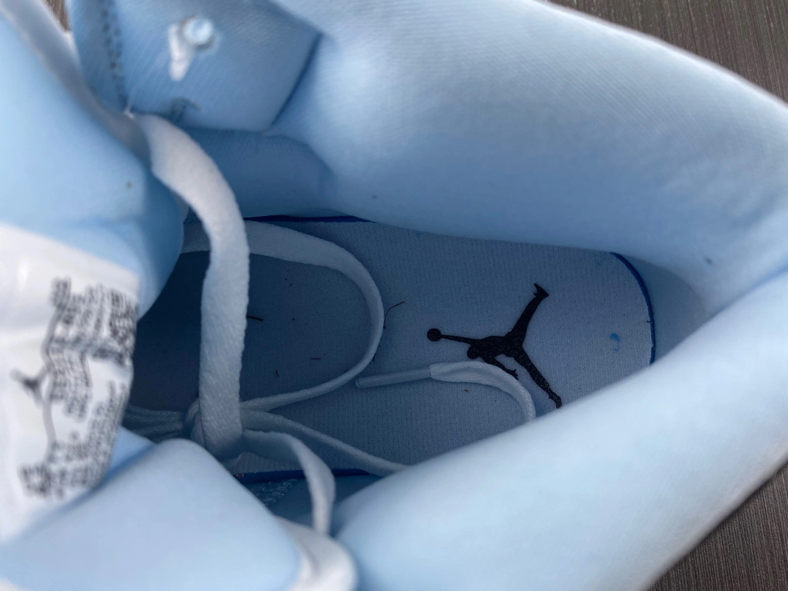 Air Jordan 1 Mid GS Ice Blue 555112-401