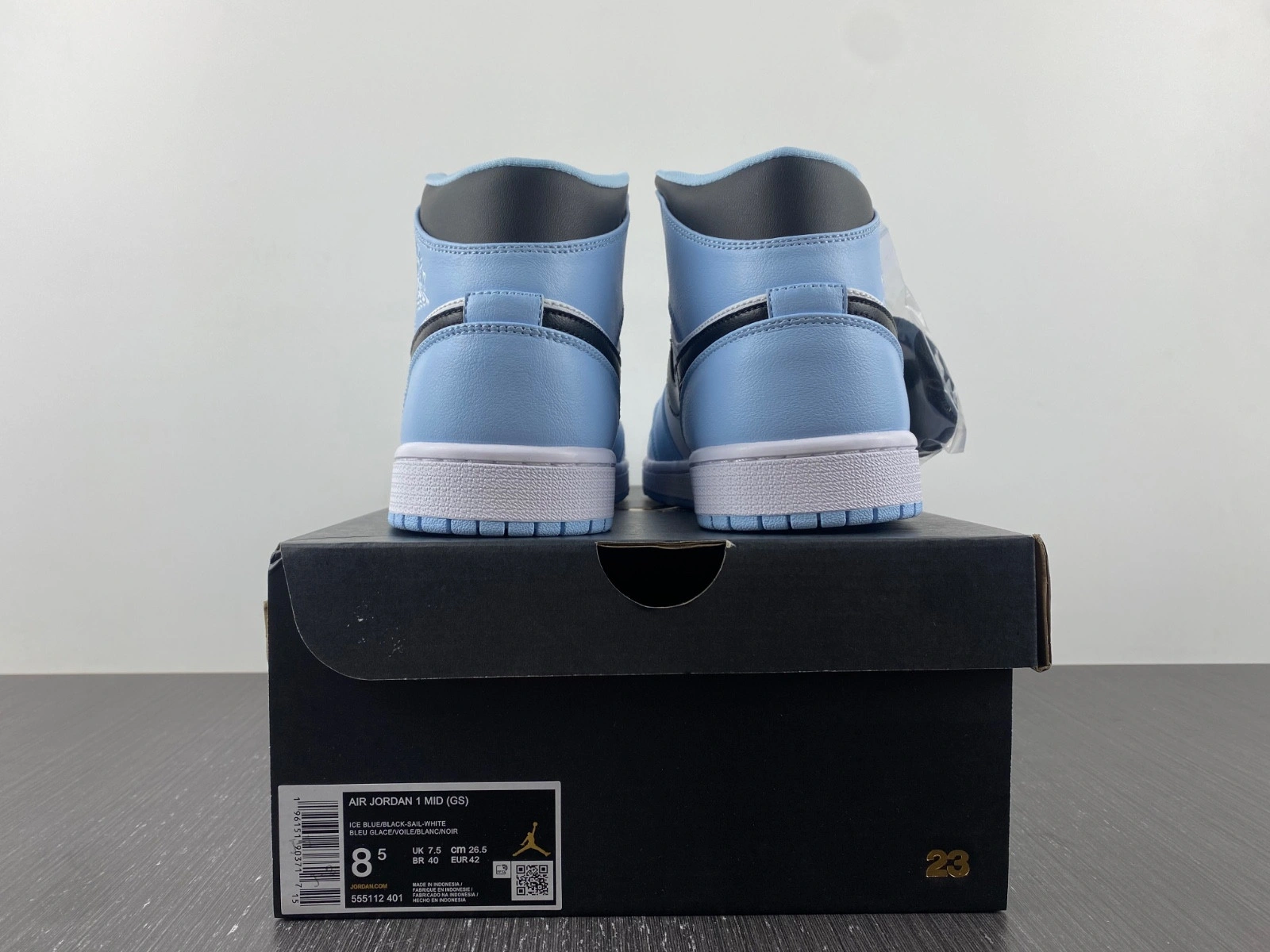 Air Jordan 1 Mid GS Ice Blue 555112-401