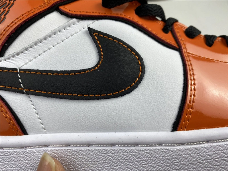 Air Jordan 1 Mid “Turf Orange”   DD6834-802