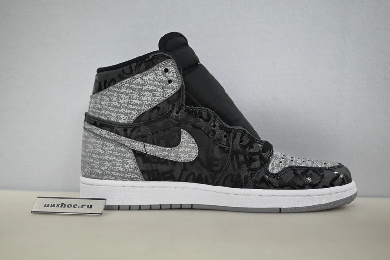 Air Jordan 1 Rebellionaire Banned 555088-036