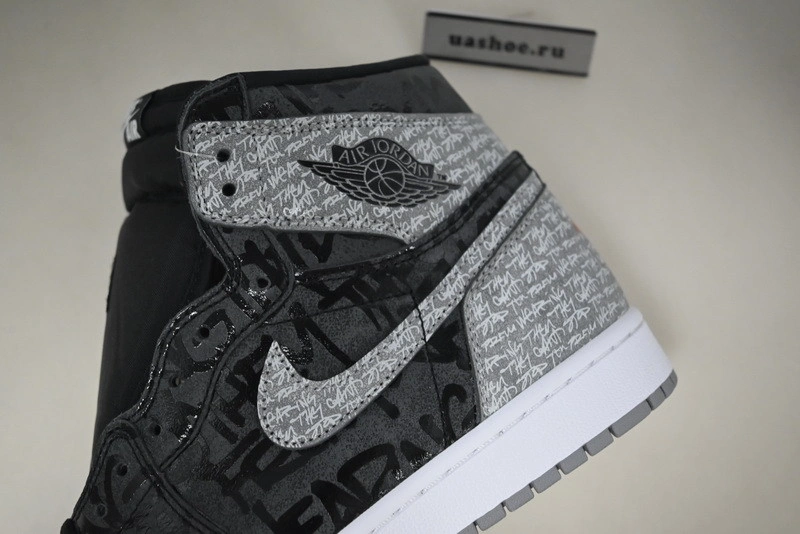 Air Jordan 1 Rebellionaire Banned 555088-036