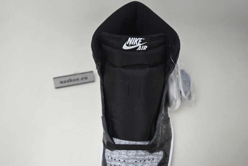 Air Jordan 1 Rebellionaire Banned 555088-036