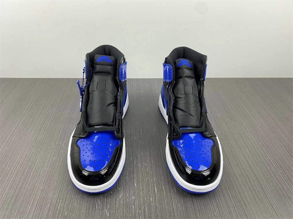 Air Jordan 1 Retr o OG 555088-4040