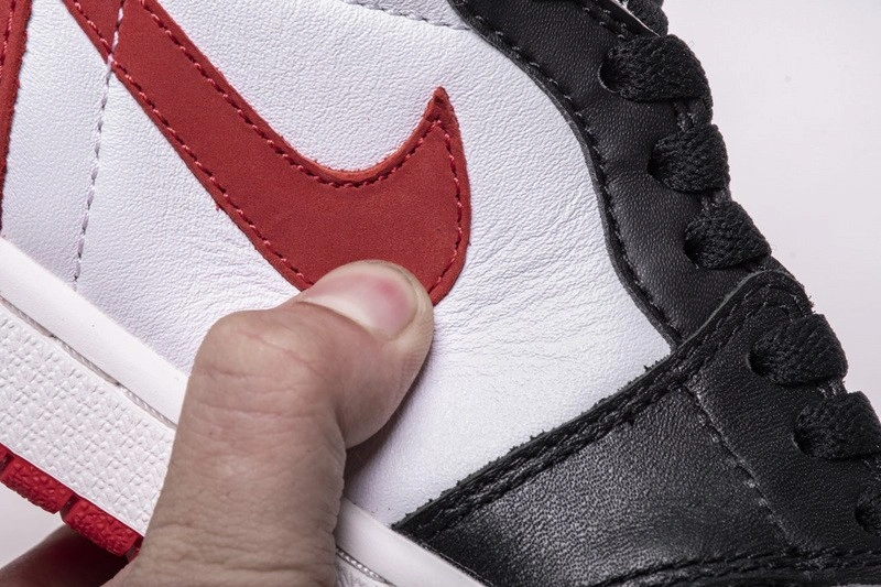 Air Jordan 1 Retro High 6 Rings Track Red  555088-112