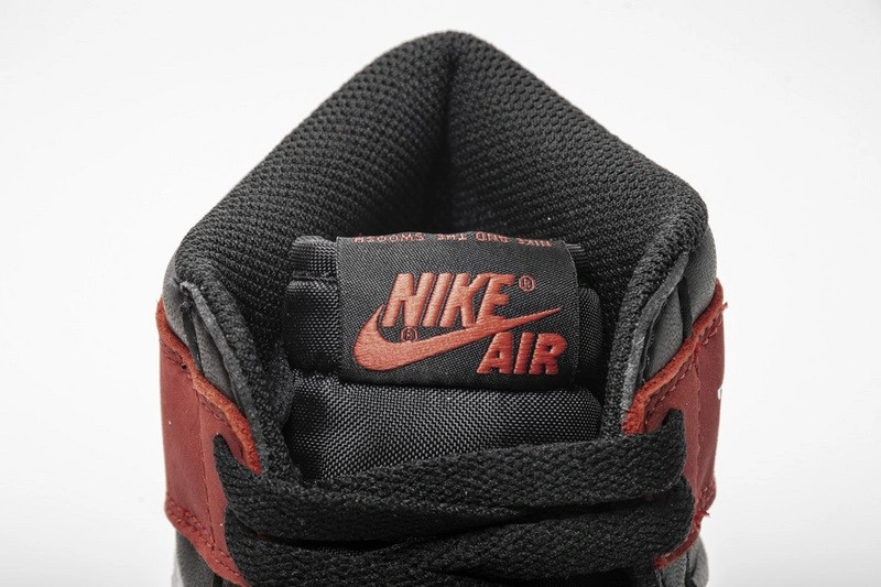 Air Jordan 1 Retro High 6 Rings Track Red  555088-112