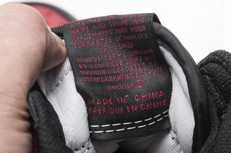 Air Jordan 1 Retro High Banned Black Red  555088-001