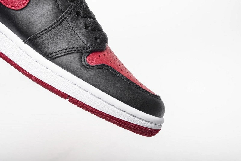 Air Jordan 1 Retro High Banned Black Red  555088-001