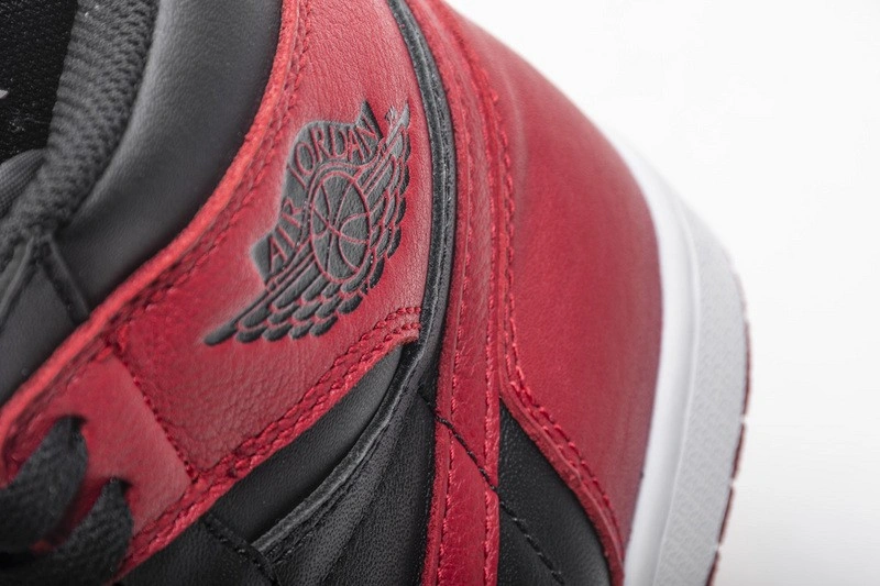 Air Jordan 1 Retro High Banned Black Red  555088-001