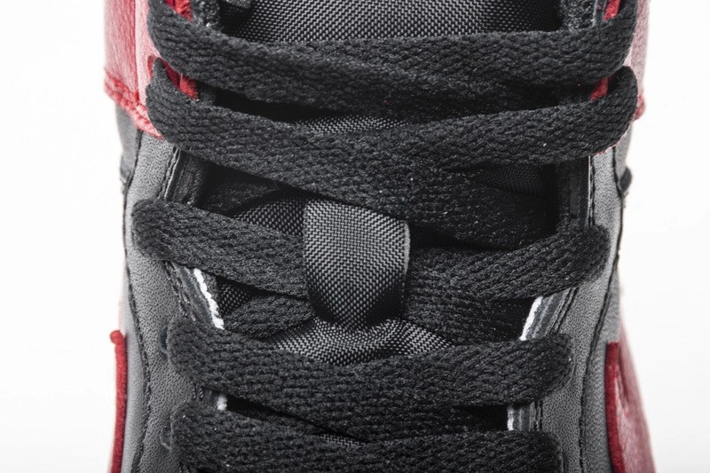 Air Jordan 1 Retro High Banned Black Red  555088-001