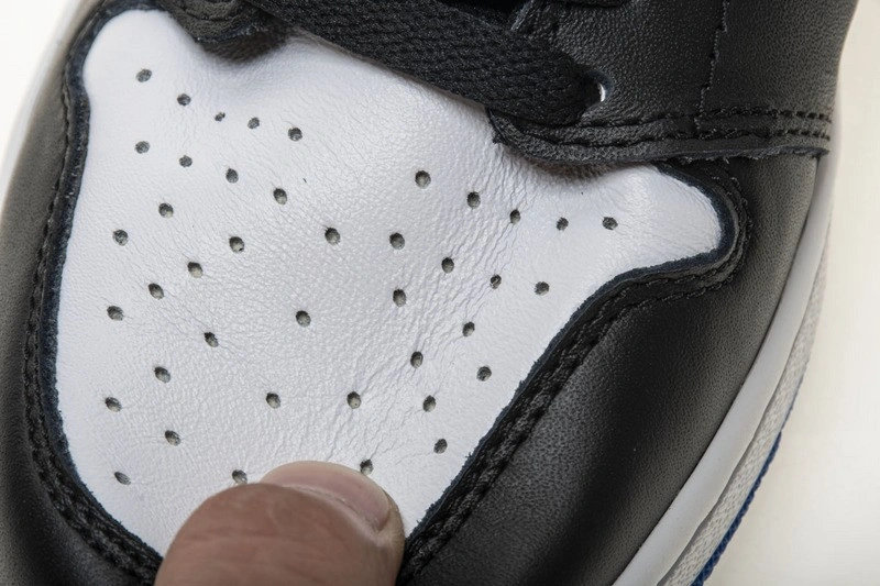 Air Jordan 1 Retro High Fragment