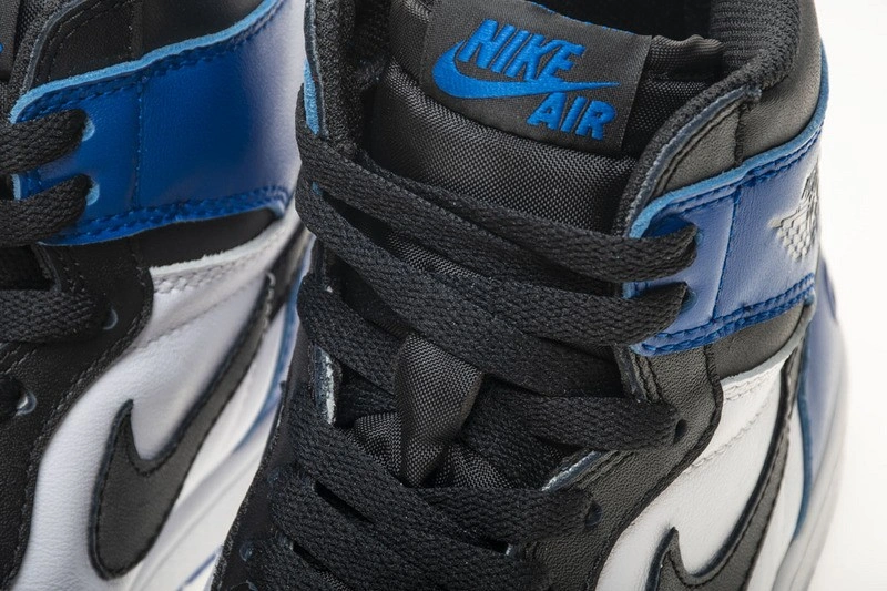 Air Jordan 1 Retro High Fragment