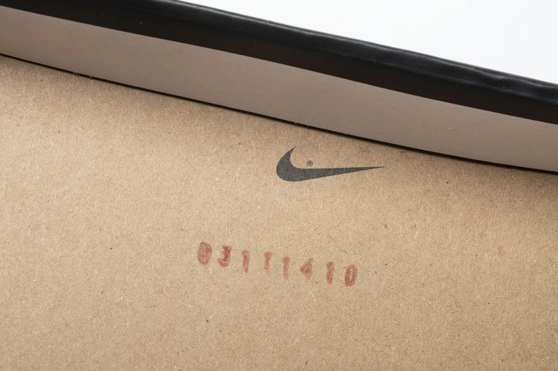 Air Jordan 1 Retro High Fragment