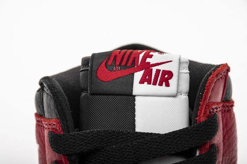 Air Jordan 1 Retro High Homage To Home 861428-061