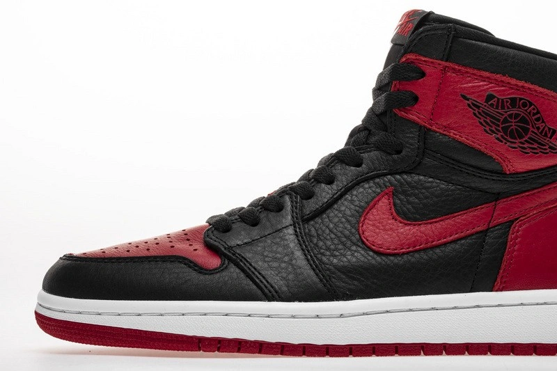 Air Jordan 1 Retro High Homage To Home 861428-061