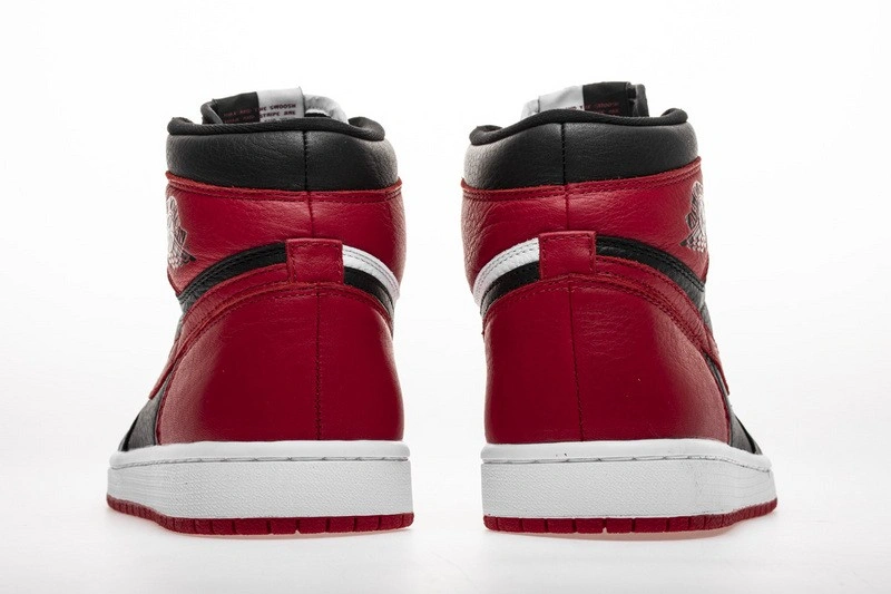 Air Jordan 1 Retro High Homage To Home 861428-061