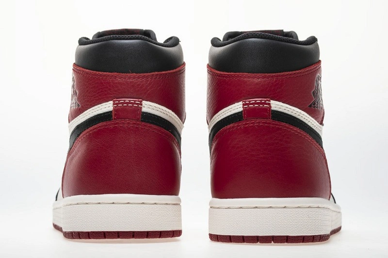 Air Jordan 1 Retro High OG Bred Toe 555088-610