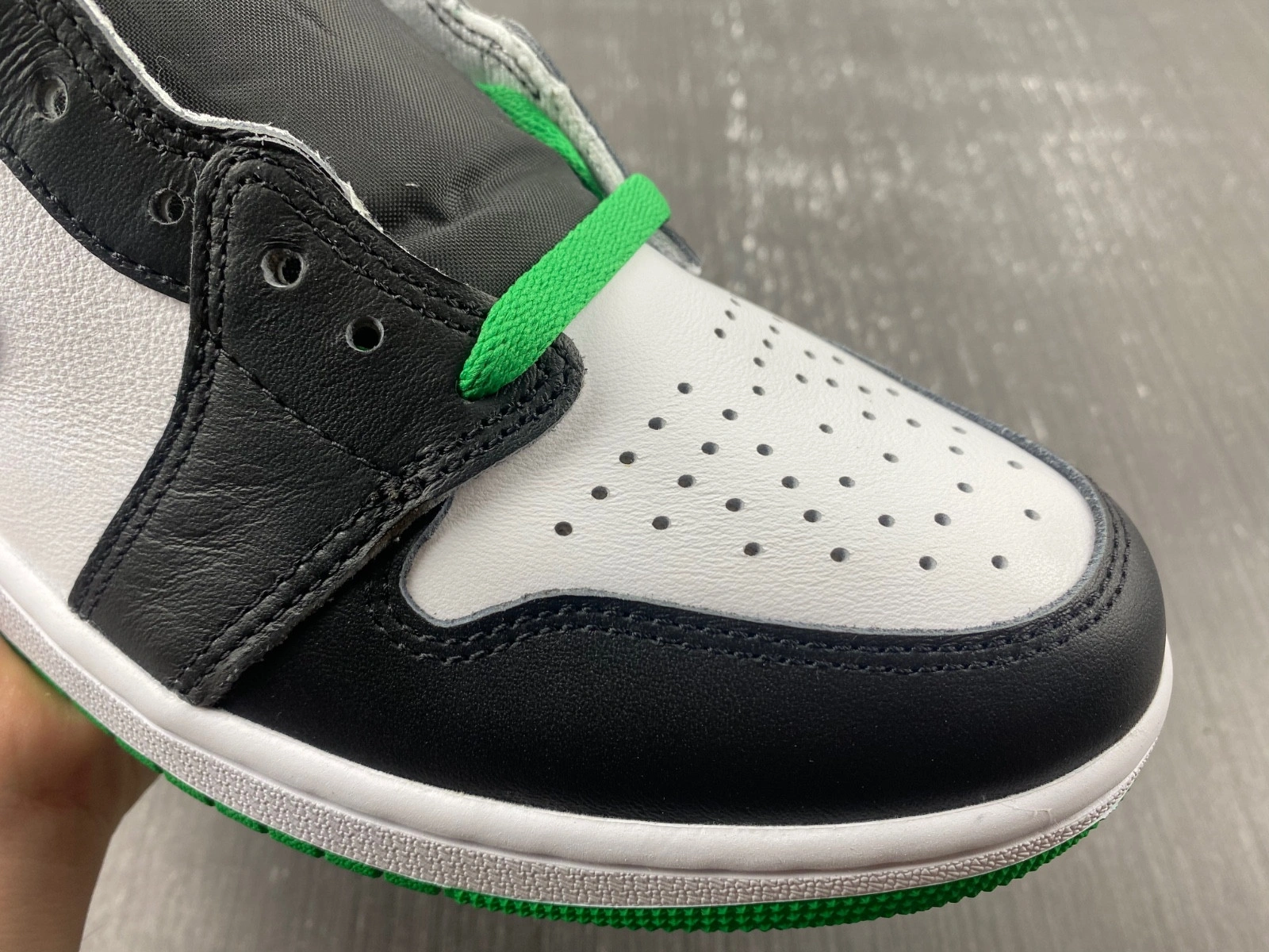 Air Jordan 1 Retro High OG 