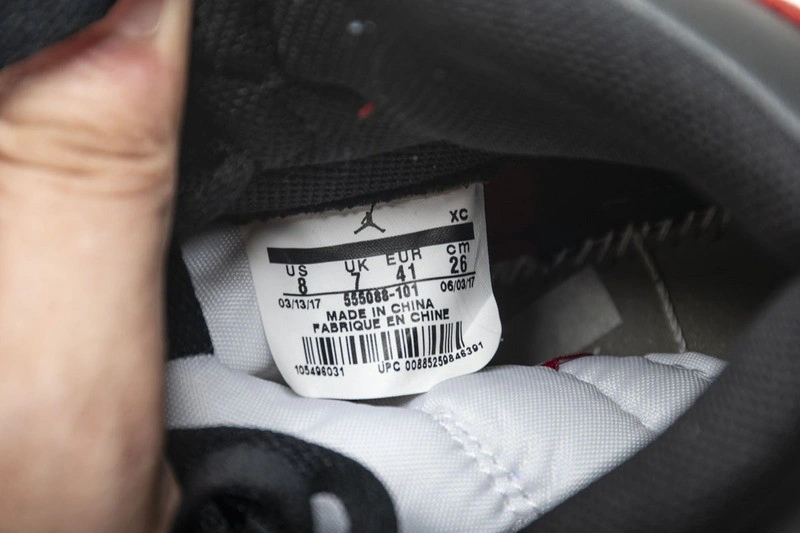 Air Jordan 1 Retro High OG Chicago 555088-101