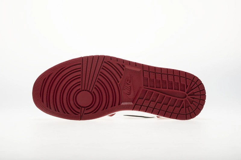 Air Jordan 1 Retro High OG Chicago 555088-101