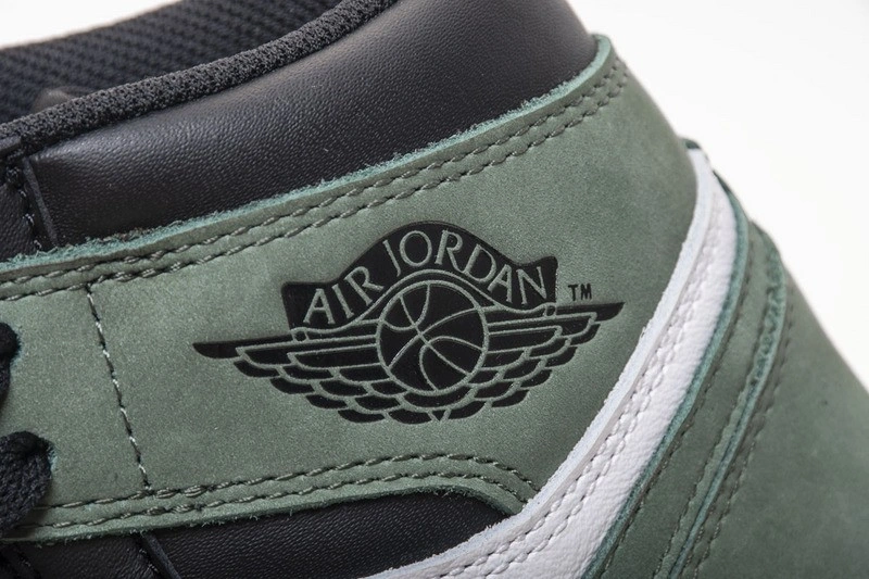 Air Jordan 1 Retro High OG 'Clay Green' - 555088 135