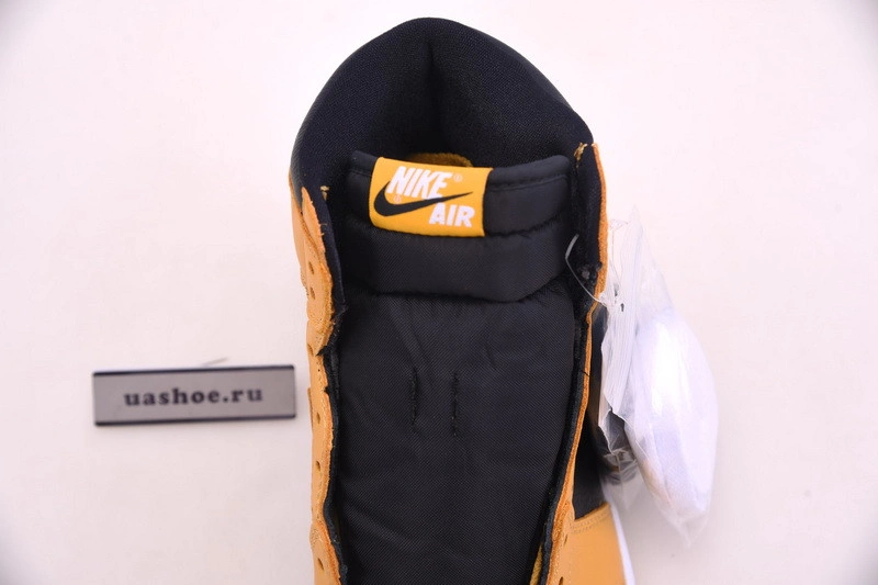 Air Jordan 1 Retro High OG Pollen Black 555088-701