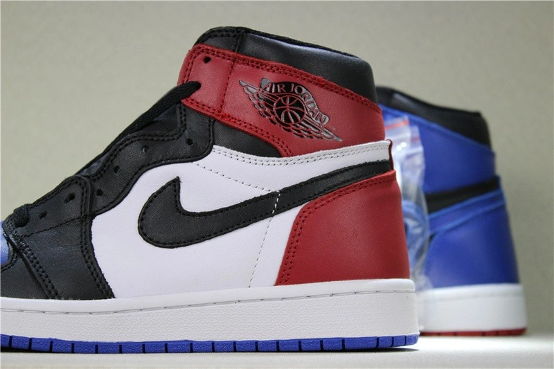 Air Jordan 1 Retro High OG 'Top 3'  555088-026