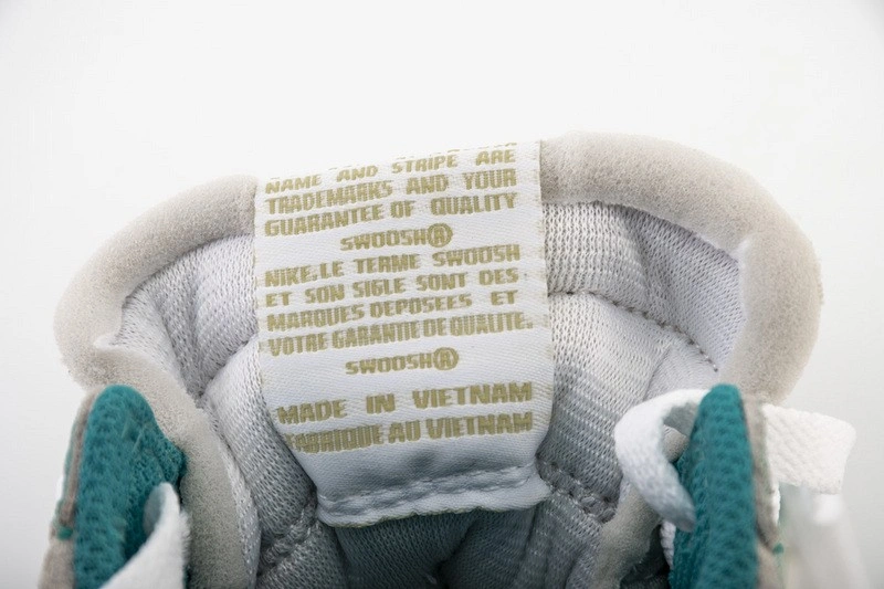 Air Jordan 1 Retro High OG Turbo Green  555088-311