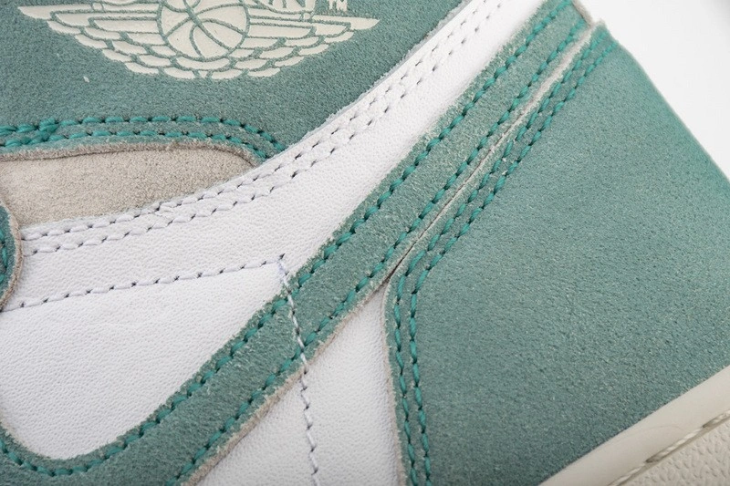 Air Jordan 1 Retro High OG Turbo Green  555088-311