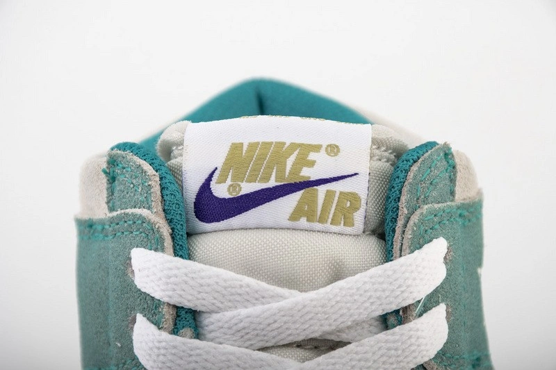 Air Jordan 1 Retro High OG Turbo Green  555088-311