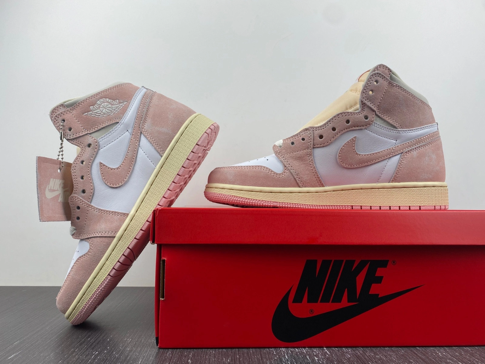 Air Jordan 1 Retro High OG 