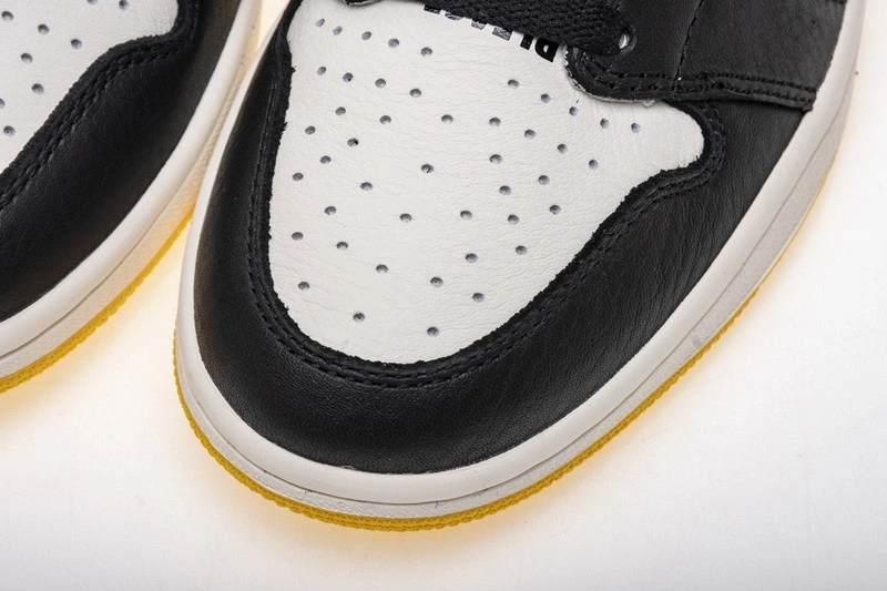 Air Jordan 1 Retro High Og NRG Not For Resale 861428-107