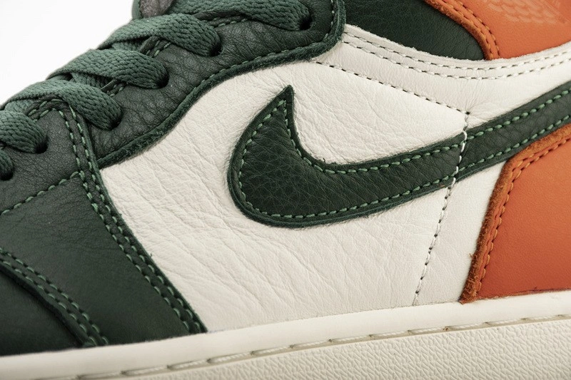 Air Jordan 1 Retro High Og-sf  solefly  av3905-138